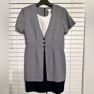 🛍️Fashion Bug  super comfy two tone color dress Size ( 19” pit to pit)